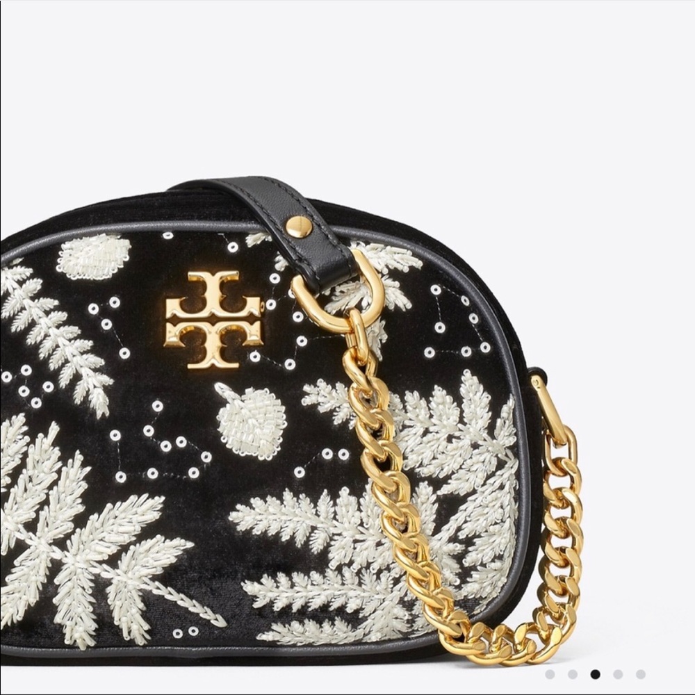 Tory Burch small Kira  camera bag - Picture 8 of 9